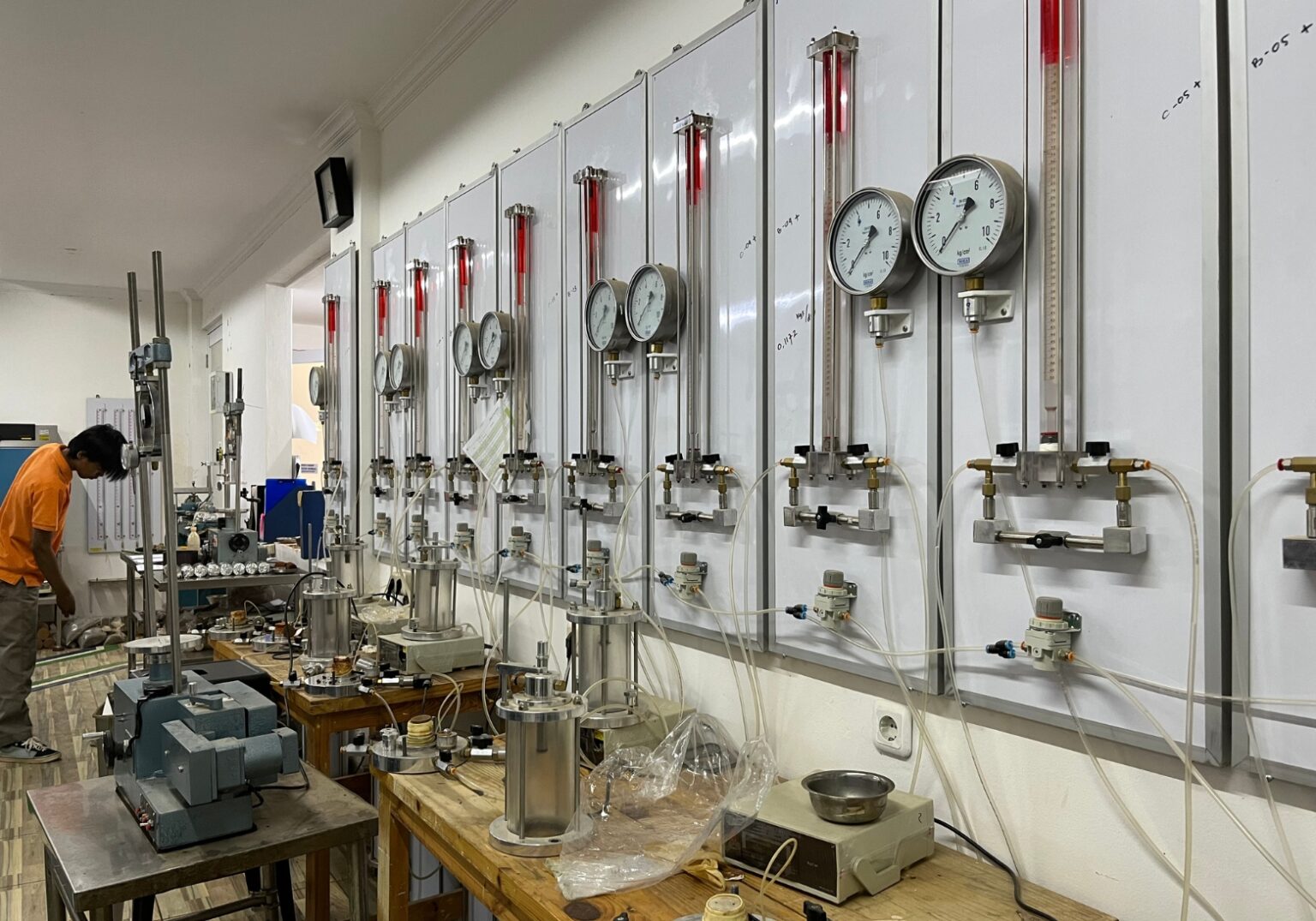 Ucs Testing Instruments UCS Test for Soil and Rock Analysis