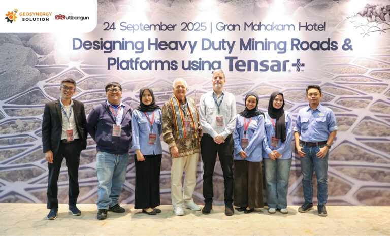 GeoSynergy Solution team participating in the Multibangun Workshop on Designing Heavy Duty Mining Roads & Platforms Using Tensar+ at Hotel Gran Mahakam Jakarta